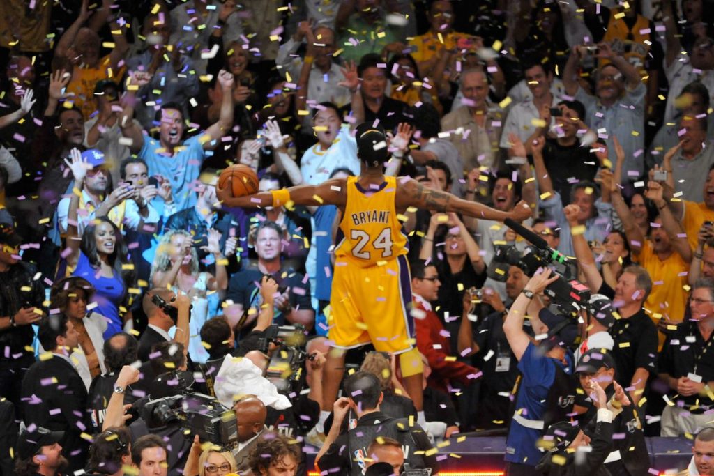 Dwayne Wade Mocks LeBron James' Pre-Game Outfit at Disney World 4 Kobe Bryant - part of the 2010 title winning team.