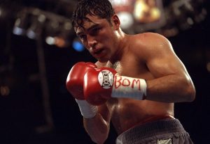 Oscar De La Hoya Ends 11 year Retirement, Gets Called Out by Amir Khan 2 De La Hoya made his pro debut in 1992.