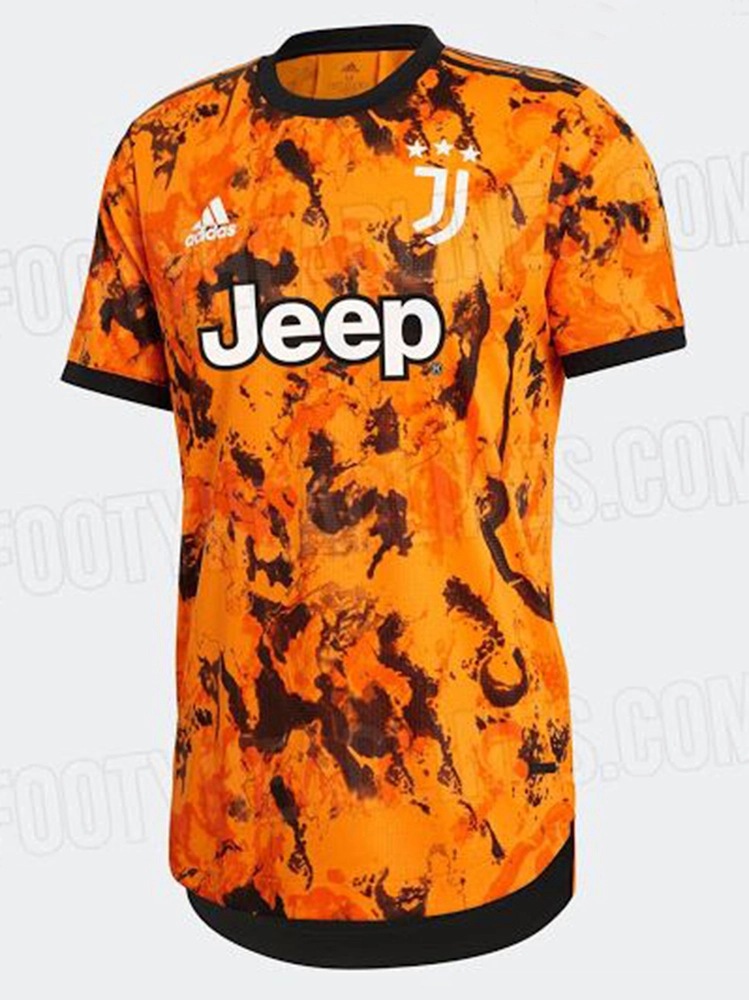 Ronaldo in a Hull shirt: Netizens banter as Juventus third kit leaks online - THE SPORTS ROOM