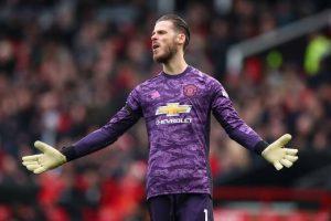 Manchester United eyeing a club legend's son as de Gea replacement! - THE SPORTS ROOM