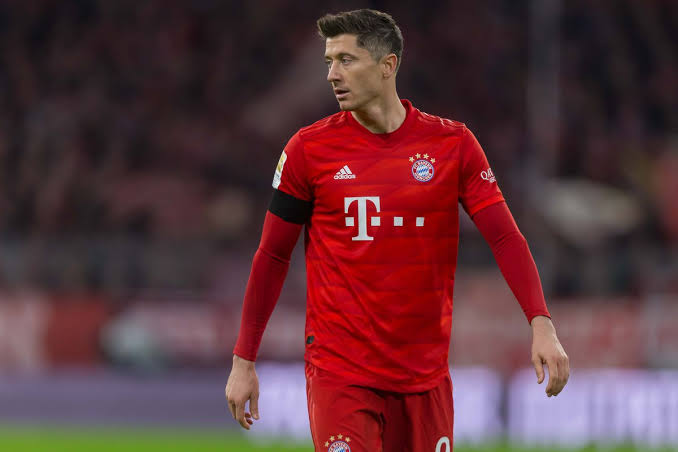 Bayern Munich star Robert Lewandowski picks his 2020 Ballon d'Or winner - THE SPORTS ROOM