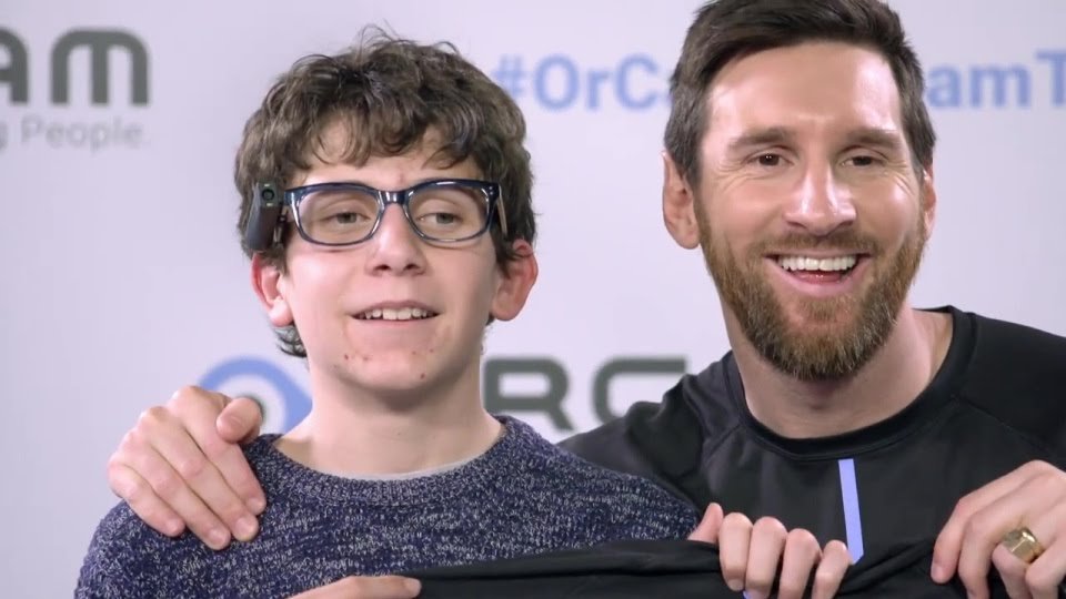 Mes-see: Lionel Messi sends £4,200 OrCam glasses to young blind Arsenal supporter - THE SPORTS ROOM