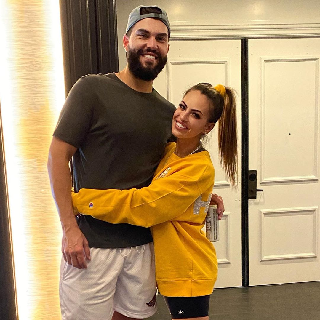 Eric Hosmer's wife Kacie says goodbye to Padres after trade