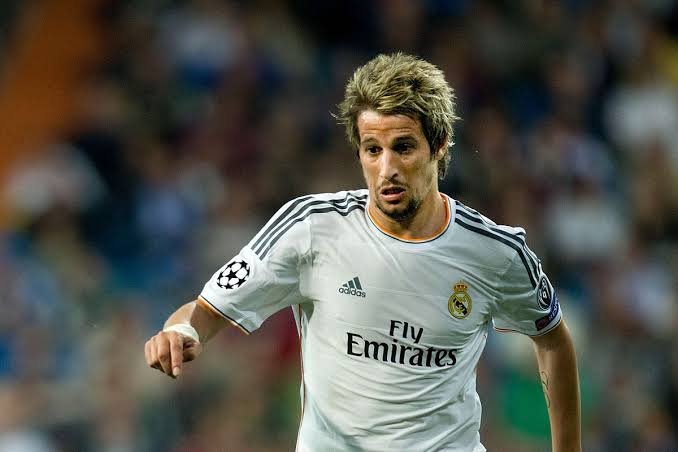 Ex-Madridista Fábio Coentrão resumes football after 1 year, joins boyhood club in Portugal - THE SPORTS ROOM