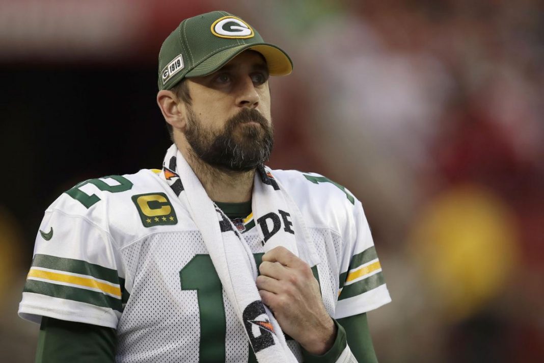 5f28c1e8285a5.image Aaron Rodgers