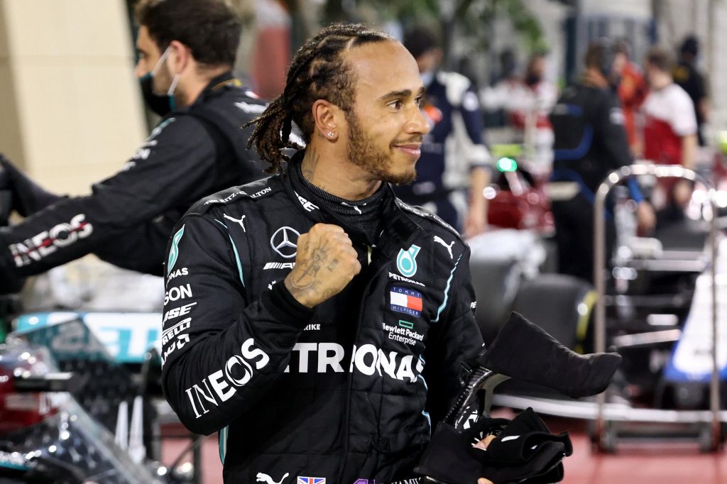 F1 Bahrain GP Results: Lewis Hamilton reaches the finishing line first while Romain Grosjean experiences a fiery mishap - THE SPORTS ROOM