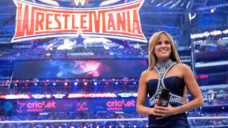 Lilian Garcia outlines the transition from being a ring announcer to singing the US National Anthem - THE SPORTS ROOM