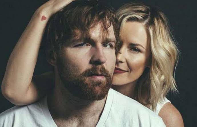 Renee Young talks about the shocking pregnancy announcement made by husband Jon Moxley - THE SPORTS ROOM
