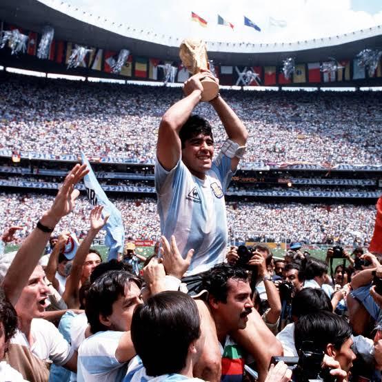 Naples, World Cup and his greatest match: A tribute to Diego Maradona, a near-god bound by humanity - THE SPORTS ROOM