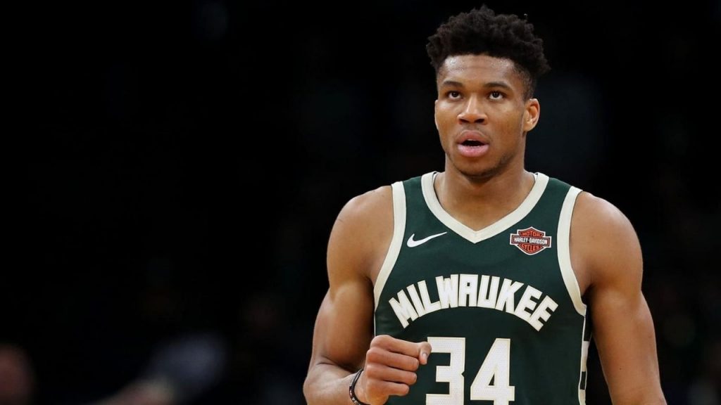 Giannis Antetokounmpo set to sign staggering 5-year supermax deal worth $228.2 million 2 Giannis