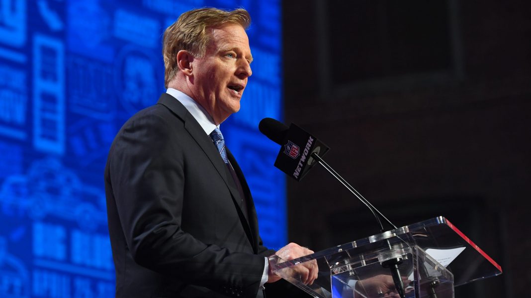 fcf4d544-56e9-4383-946a-21d3c898aac2-2020-04-20_Roger_Goodell NFL