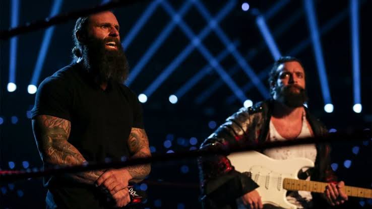 Jaxson Ryker makes WWE Raw debut alongside Elias - THE SPORTS ROOM