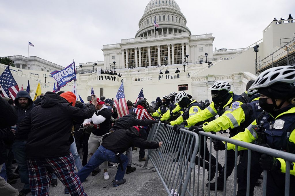 Read why Patriots coach Bill Belichick turned down Donald Trump's Medal of Freedom offer 4 Read why Patriots coach Bill Belichick turned down Donald Trump's Medal of Freedom offer - THE SPORTS ROOM