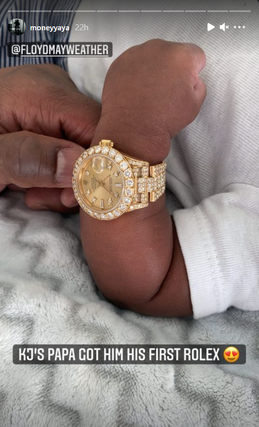 Generous Grandpa: Floyd Mayweather Jr gifts his grandson a Rolex! 3 Generous Grandpa: Floyd Mayweather Jr gifts his grandson a Rolex! - THE SPORTS ROOM