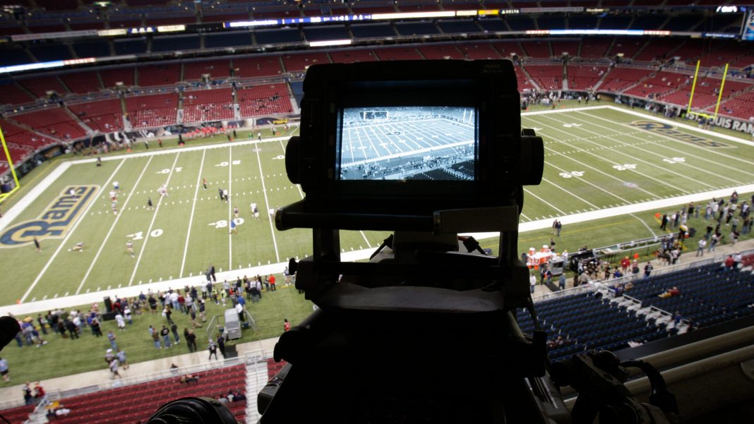 393ef9a8-8bf1-4e4c-a772-a7b308dc6ab0-c03_v2_heistand_18 NFL