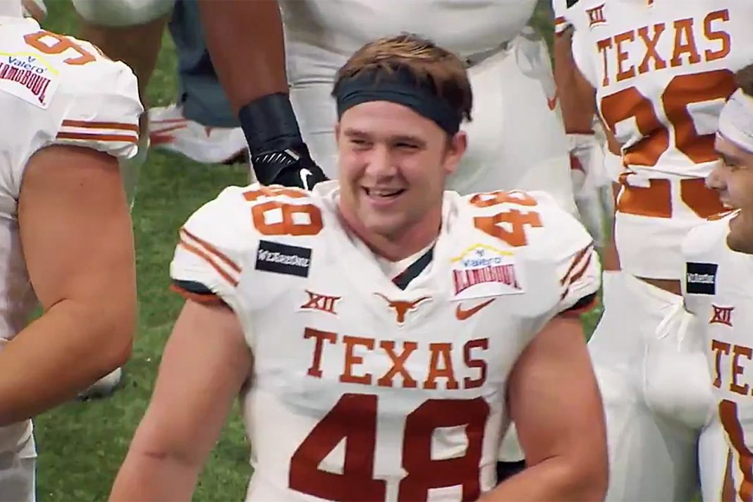https://twitter.com/TexasFootball/status/1390466608666189824credit twitter