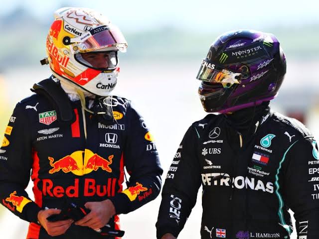 F1: Winning chances for Lewis Hamilton increase as Max Verstappen carries out his penalty 2 Lewis Hamilton