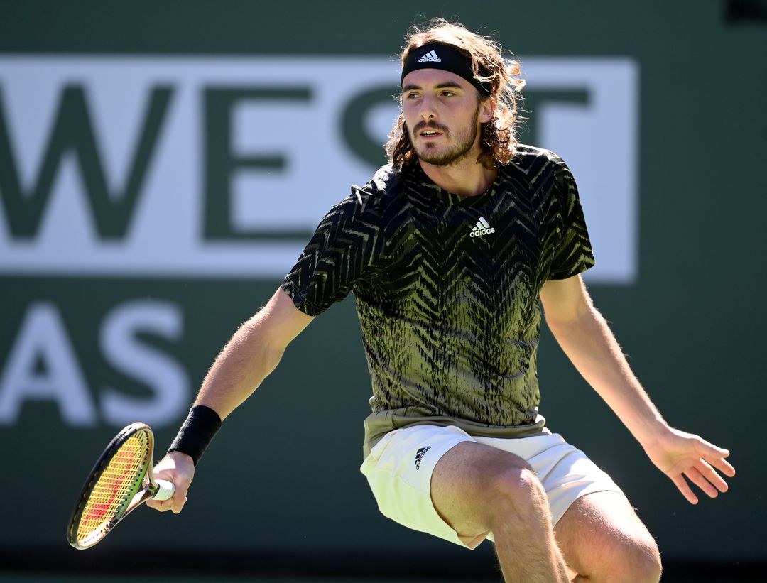Stefanos Tsitsipas retires early in Paris, cites arm injury 2 Stefanos Tsitsipas