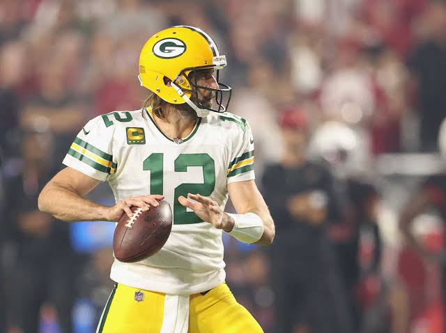 Green Bay Packers' Aaron Rodgers tested positive for COVID-19 2 Aaron Rodgers