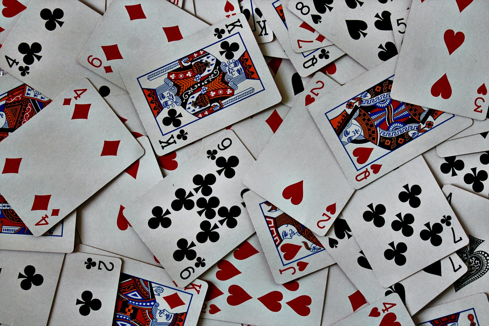 How Playing Cards Can Enrich Your Free Time