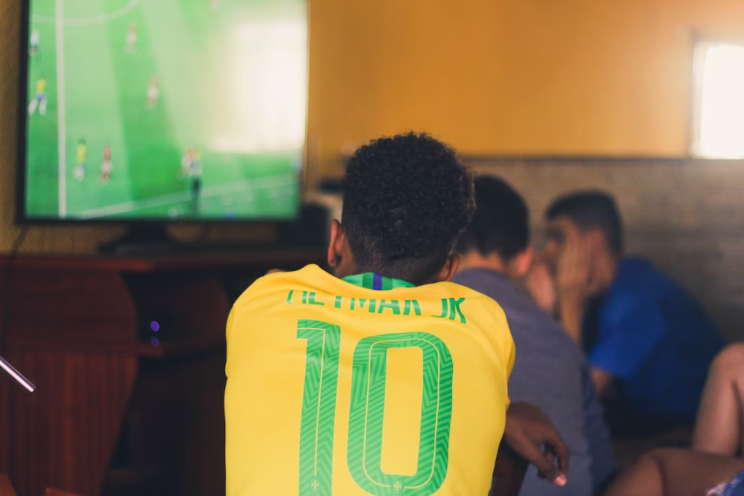 How to Watch Live Sports in the UK: 6 Essential Tips How to Watch Live Sports in the UK: 6 Essential Tips