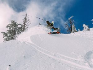 How is the evolution of equipment for extreme sports in the snow?
