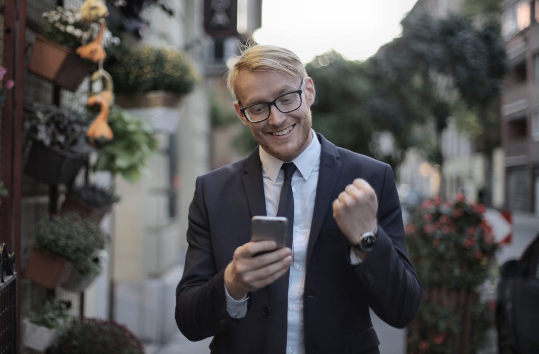 Beyond Sports: Factors to Consider When Picking a Betting Platform Beyond Sports: Factors to Consider When Picking a Betting Platform