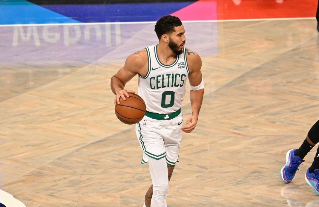 399350605_1039897330468258_5312758336377005326_n Jayson Tatum