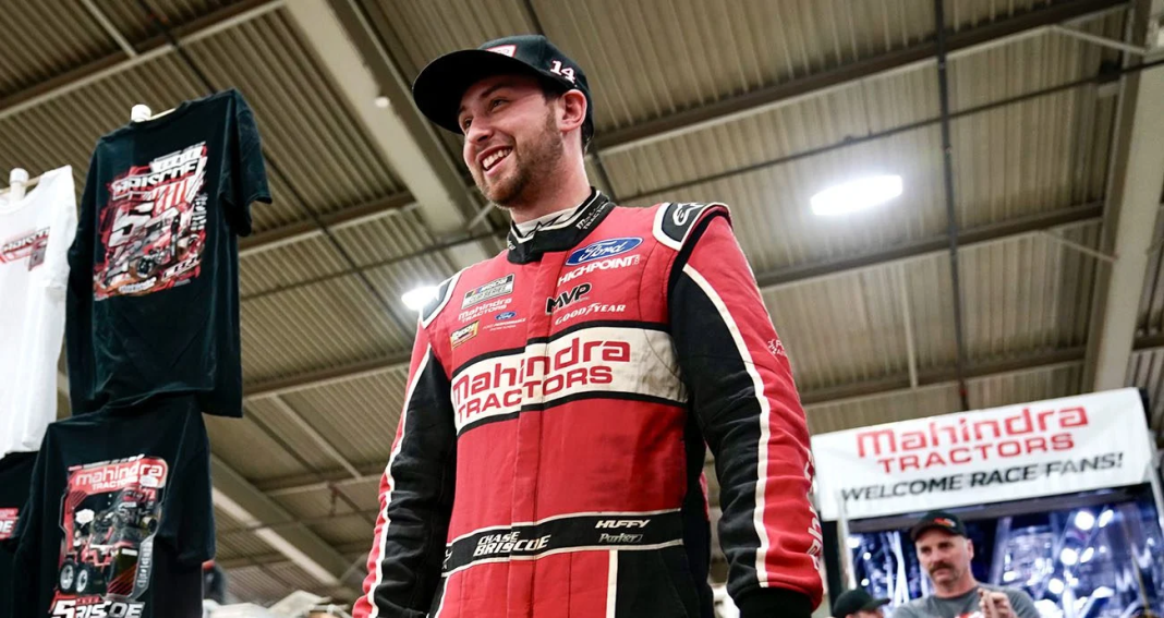 4 Chase Briscoe looks to take control in the Chili Bowl 2024 finale