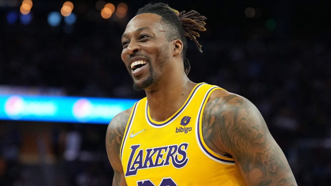Dwight Howard (1) Dwight Howard (1)