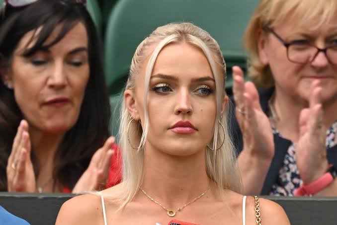 Super Bowl horror experience for tennis star Taylor Fritz’s girlfriend as she gets harassed by "drunk, rude, gross male fans" 3 Morgan Riddle harassed at Super Bowl