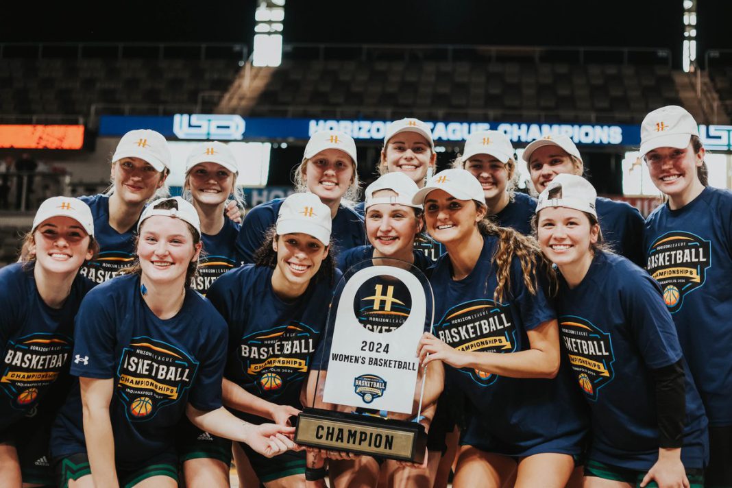 Green Bay Women Celebrate Return to March Madness