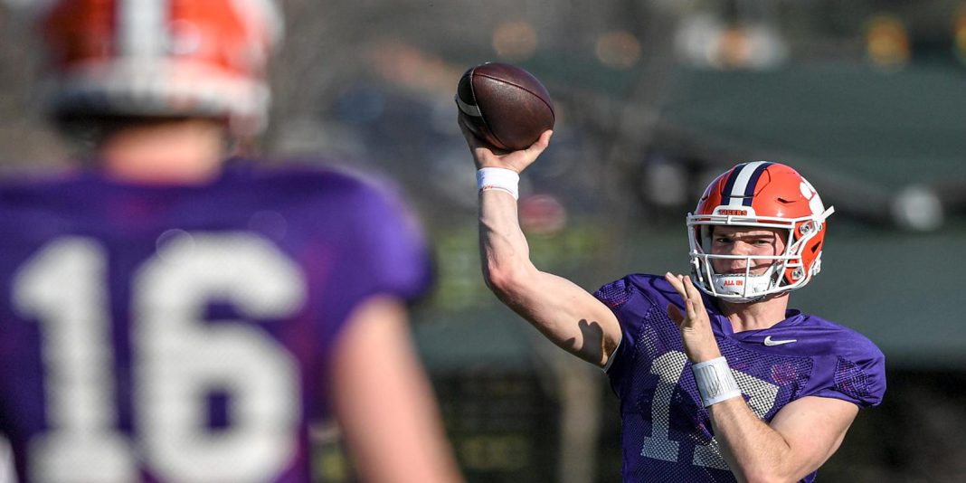 GJhSuHRbkAAEla8 Clemson Reaches Sweet 16 After Long Absence