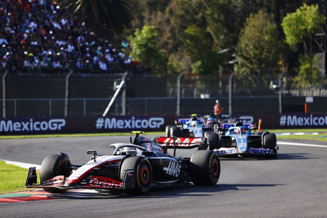 Haas F1 2 Alpine F1