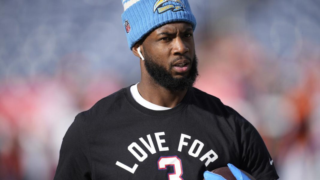 Tight Cap Space Forces Chargers to Release Former Top Pick Mike Williams