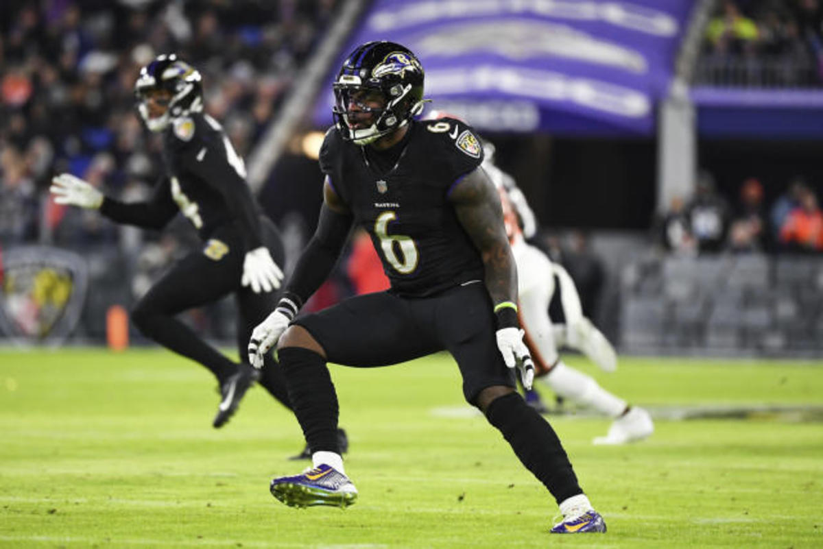 Houston Texans Want This Former Ravens LB - How Will it Impact the Team's Performances - THE SPORTS ROOM