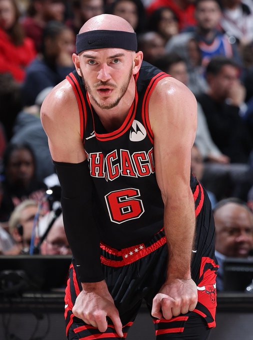 Alex Caruso’s Ankle Injury: Bulls’ Playoff Hopes Hang in the Balance - THE SPORTS ROOM