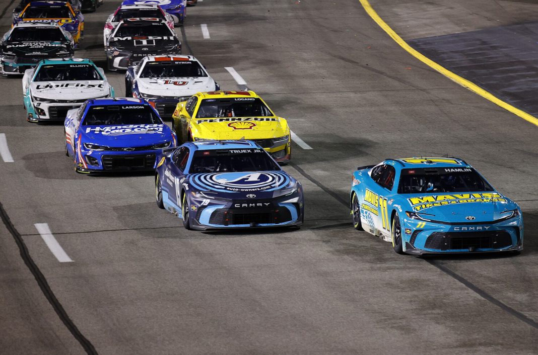 NASCAR Cup Series Toyota Owners 400 NASCAR Martin Truex Jr Aero Blocking