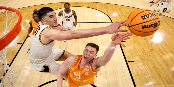 Zach Edey: From Underdog to Final 4 Hero - THE SPORTS ROOM
