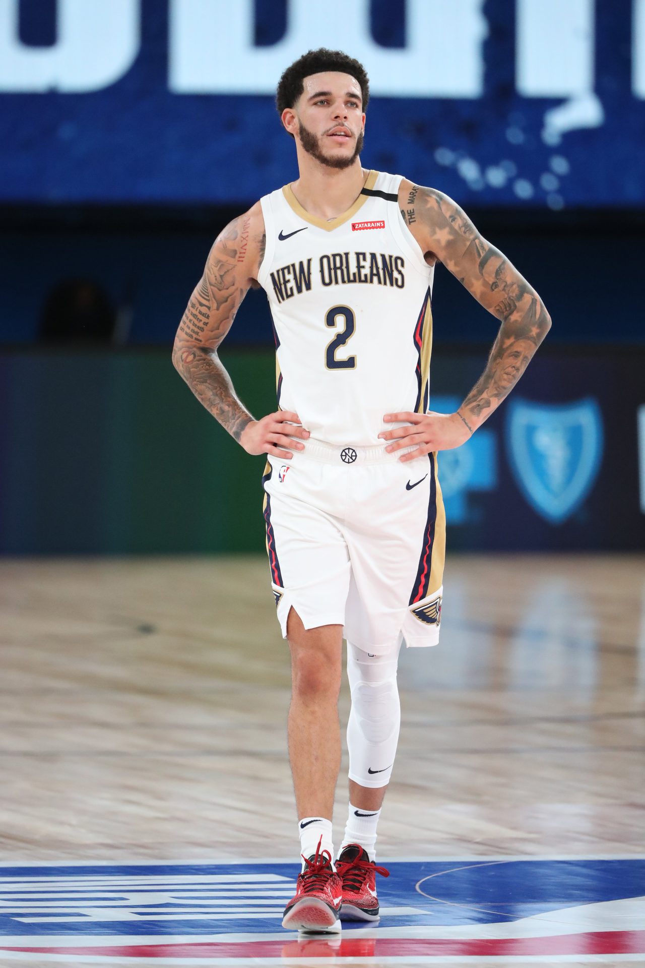 Lonzo Ball Exercises $21.4 Million Option for 2024-2025 Season Amid Knee Injury Rehab 2 Lonzo Ball Exercises $21.4 Million Option for 2024-2025 Season Amid Knee Injury Rehab
