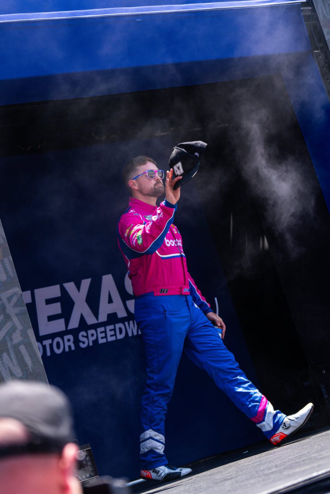 GLOIYbyW8AExZ3M Ricky Stenhouse Jr. 'Surprised' by Fine Issued by NASCAR After North Wilkesboro Speedway Fight