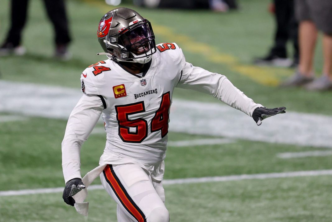 GM8XRWoX0AAvJgh Did the Buccaneers Tamper with Tom Brady in 2020? Lavonte David Drops a Clue
