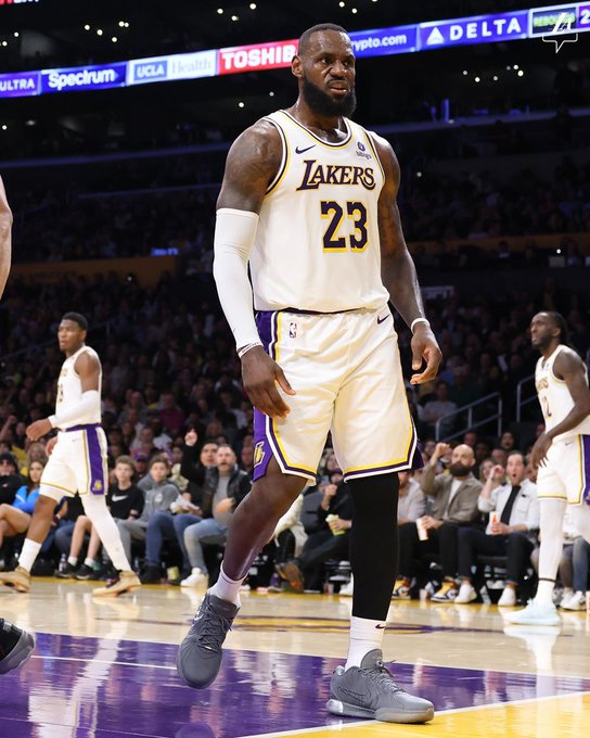 Will This Be the End of the LeBron James Era at the Lakers? Where Could He Go Next? - THE SPORTS ROOM