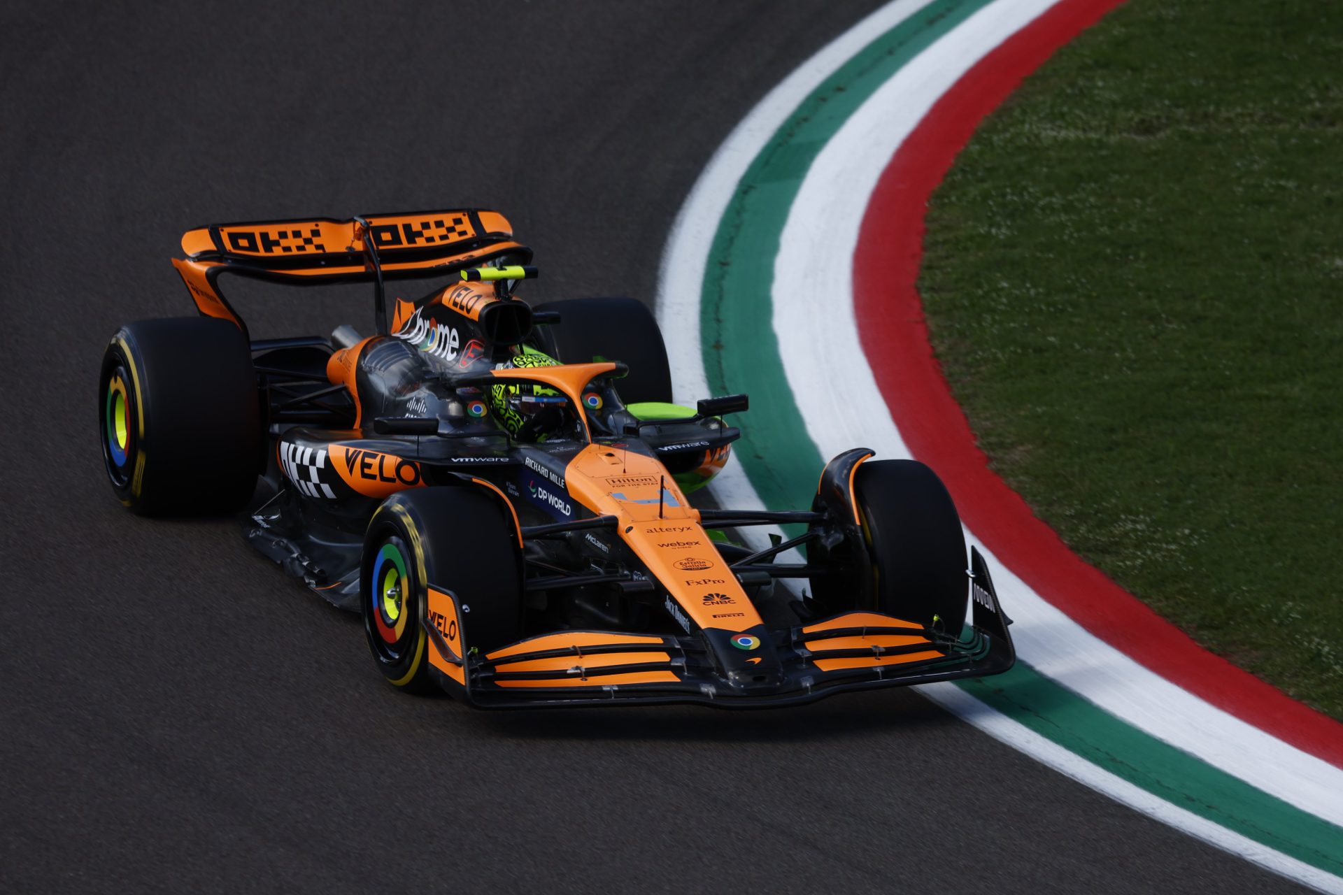 McLaren's Upgrades Shine After Miami as Lando Norris Abandons Lap 0.25s Faster Than Leclerc 2 McLaren's Upgrades Shine After Miami as Lando Norris Abandons Lap 0.25s Faster Than Leclerc