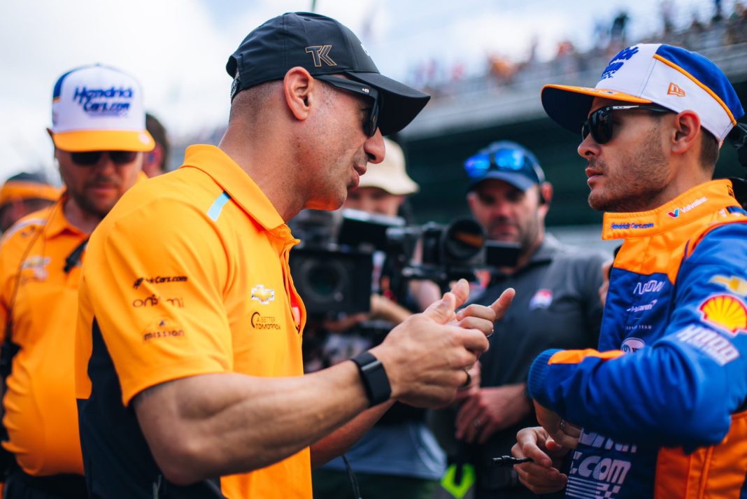 GOCbgo7WUAAqyVh Indy 500