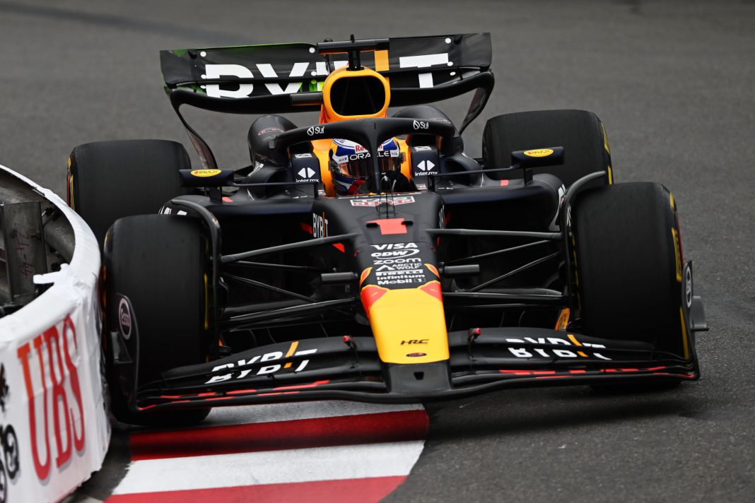 GOWNtNKbEAAhOSv Helmut Marko