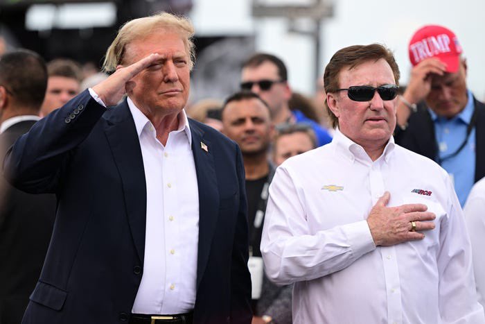 Fans Make Bizzare Donald Trump Connection to SHR Shutting Shop