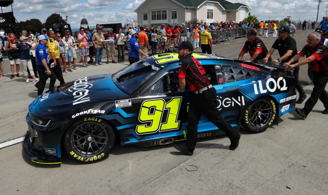 NASCAR-Go-Bowling-at-The-Glen-18906927-scaled-e1679420071360 Trackhouse