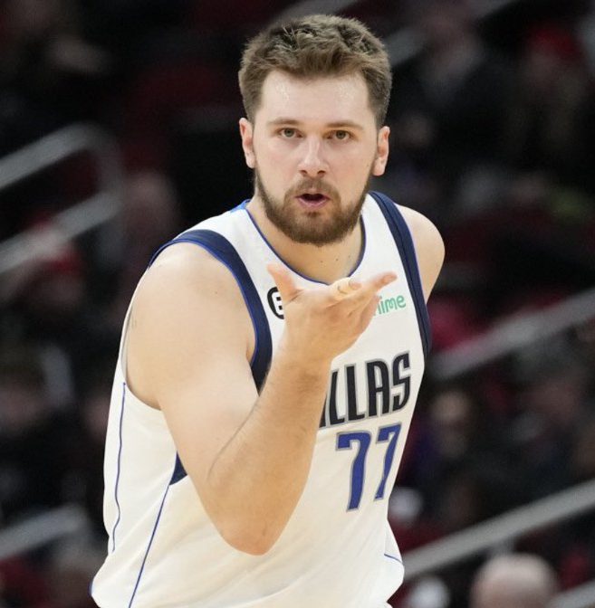 Luka Dončić’s Health Concerns Cast a Shadow on Mavericks’ Playoff Hopes 2 Luka Dončić’s Health Concerns Cast a Shadow on Mavericks’ Playoff Hopes - THE SPORTS ROOM