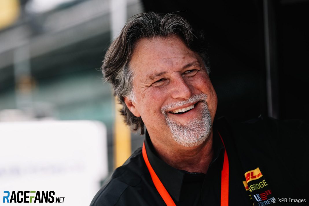 racefansdotnet-21-01-12-21-27-15-1 michael andretti